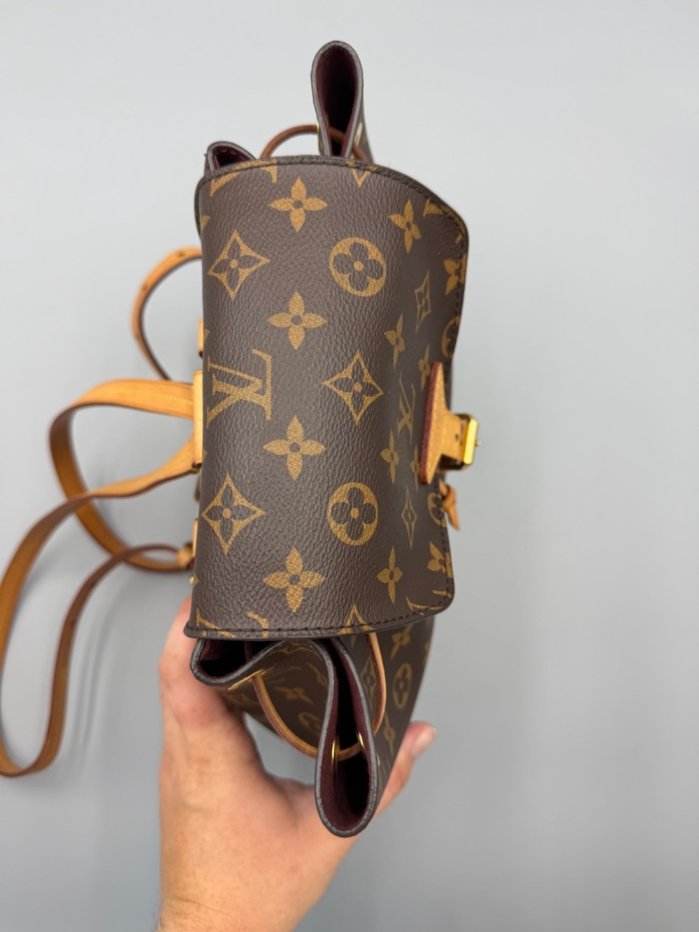 Louis Vuitton Montsouris NM Monogram Drawstring Backpack - Picture 5 of 9